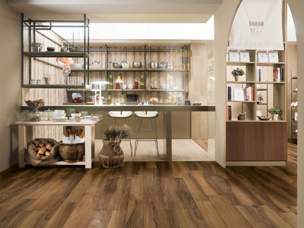 Maison/Мезон